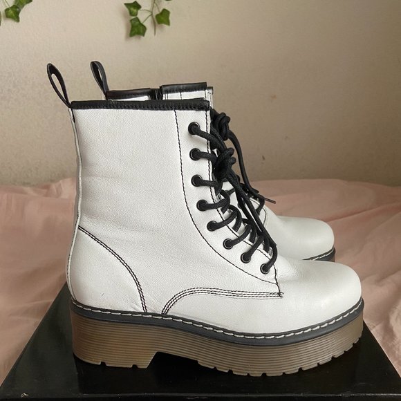 Roolee Shoes - ROOLEE Elvis Platform Boots | White Size 8/39